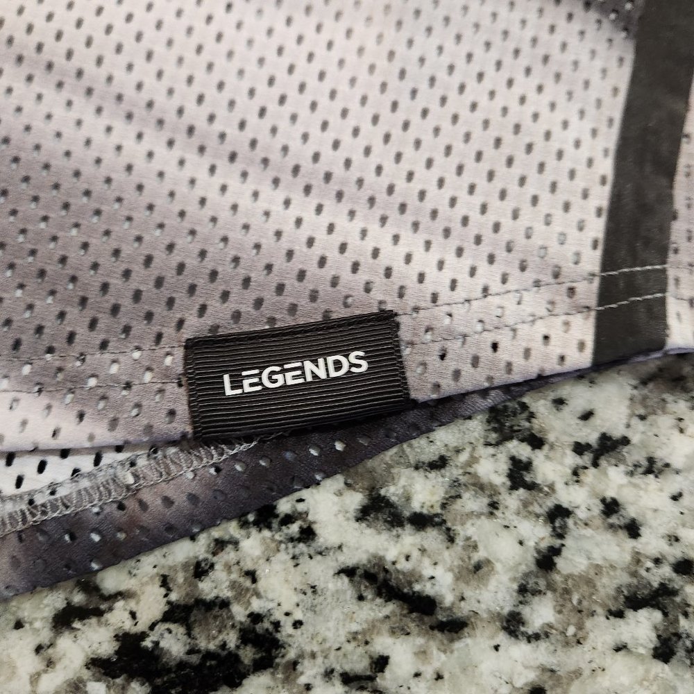 Legends Tank "Nawf Legends" - Picture 2 of 4